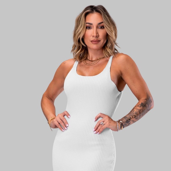 By Egreis Bodycon Dress - Picture 3 of 5